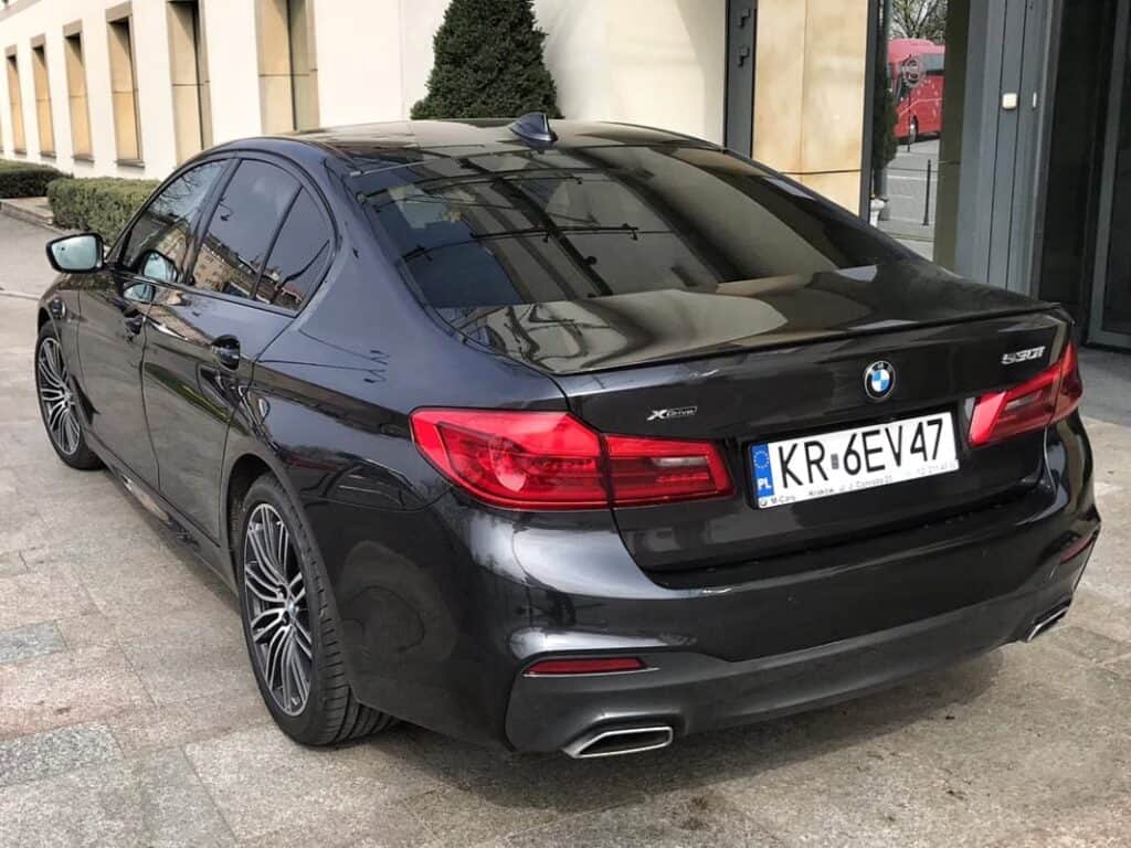 Limuzyna na wynajem, BMW serii 5 tył