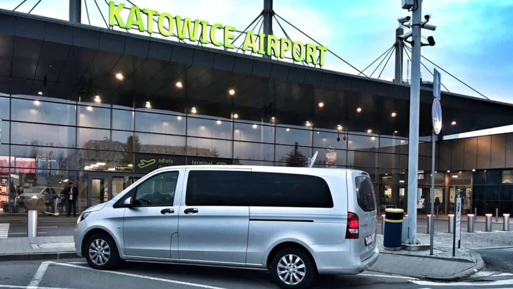Minivan na wynajem na lotnisku Katowice Pyrzowice Mercedes-Benz Vito